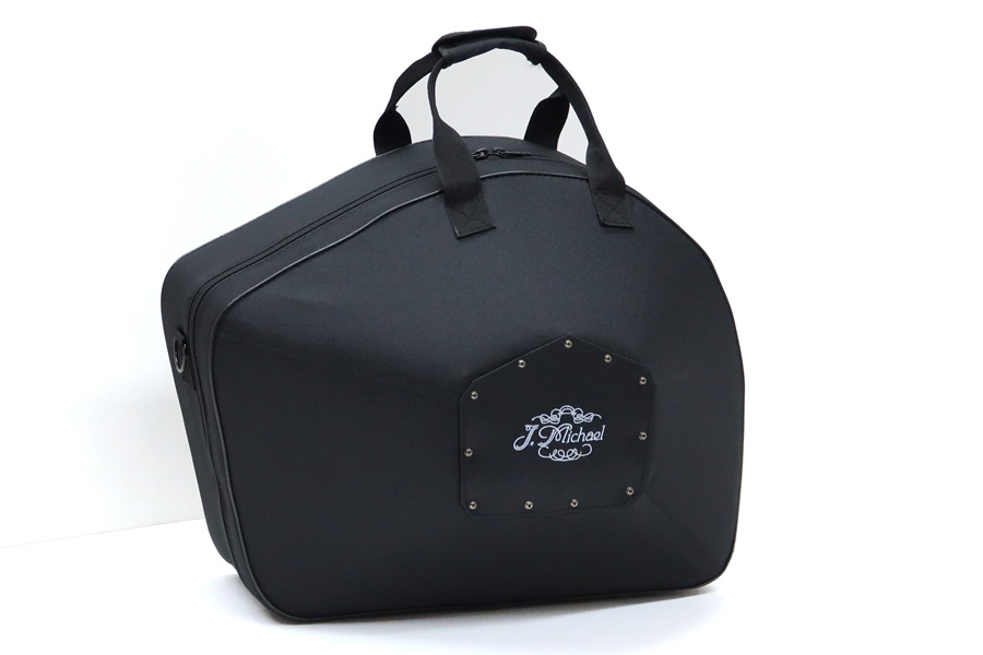 セミハードケース